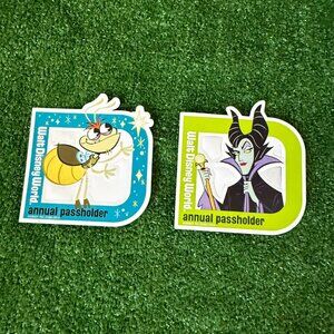 Walt Disney World 2025 Annual Passholder Magnet Set - Maleficent & Ray Firefly
